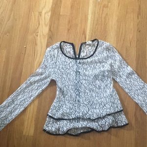 White flower lace top.